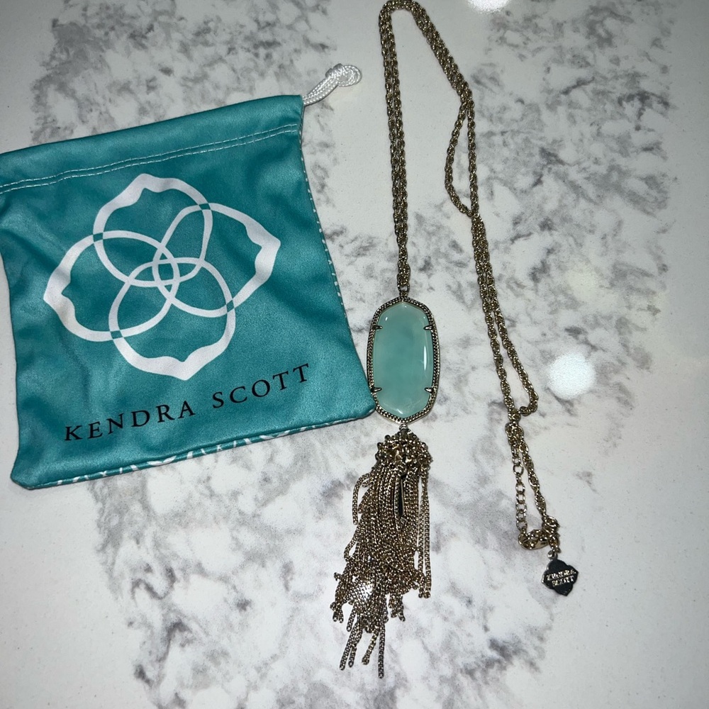 Barely worn Kendra Scott necklace with bag